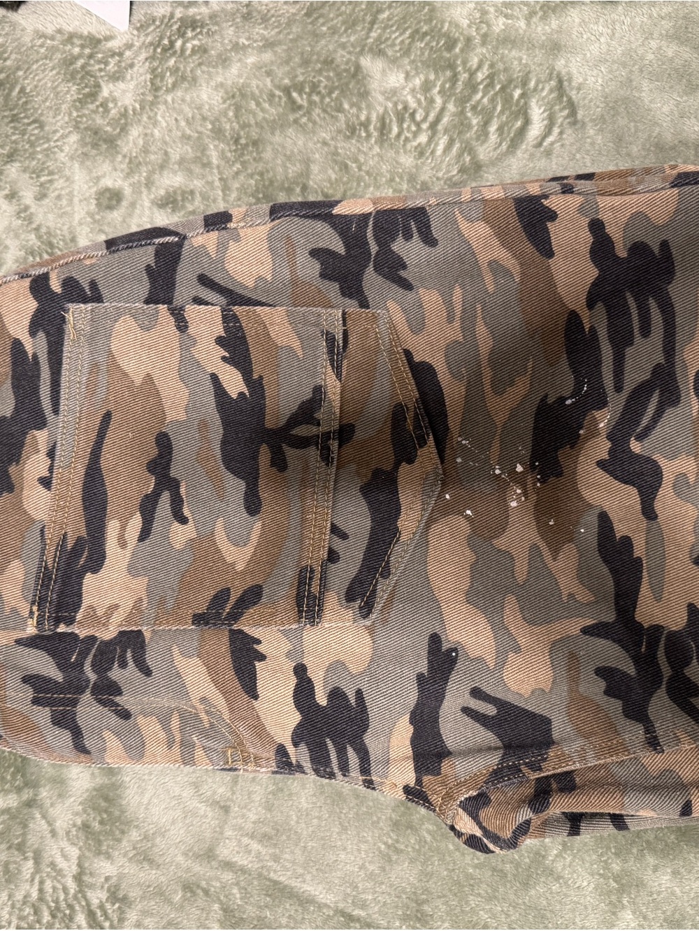Women’s Camo Cargo Shorts - Brown/Black